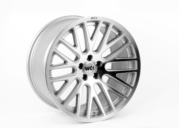 NEW 18" WCI SY10 Y SPOKE ALLOYS IN HYPER SILVER WITH POLISHED FACE, DEEP CONCAVE 9.5" ALL ROUND